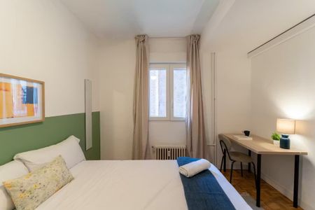 Avenida de la Ciudad de Barcelona, Madrid, Community of Madrid 28007 - Photo 3