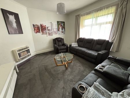 30 Lyndhurst Street, Takaro, Palmerston North - Photo 5