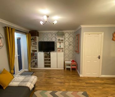 2 bedroom terraced house to rent - Photo 6