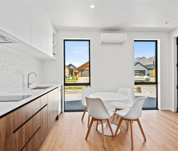 Modern unit in Hanley's Farm - Photo 1