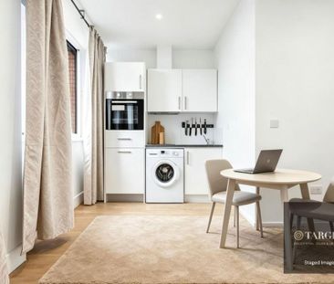 Studio to rent - Photo 1