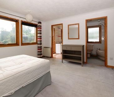 1 bedroom semi-detached house to rent - Photo 4