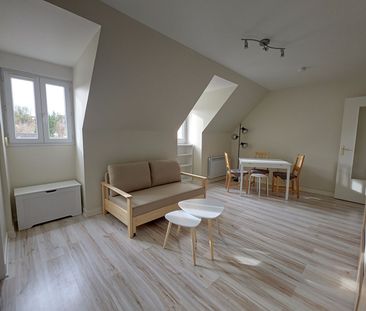 Location Appartement 1 pièce 27m² - Photo 3