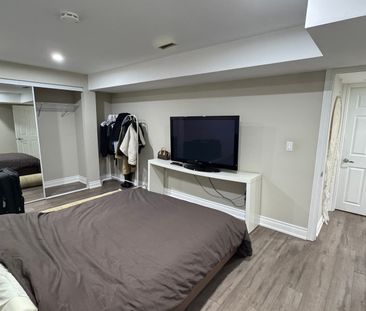 For Lease - 661 Mcgregor Farm Lower Trail, Newmarket, Ontario - Photo 6