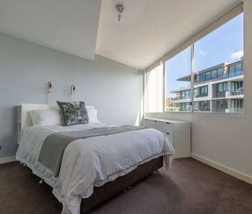 Ultra-Convenient Village Living - Photo 1