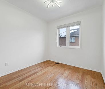 165 Fieldstone Drive #27 - Photo 4