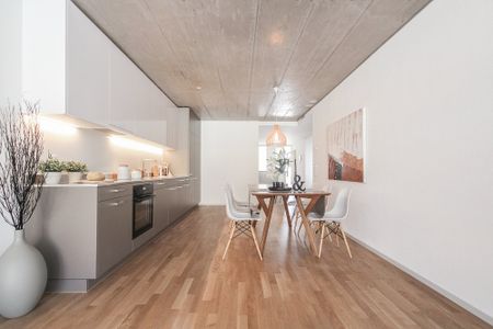 Moderne 4.5-Zimmer-Wohnung in neuem Terrassenhaus - Photo 3