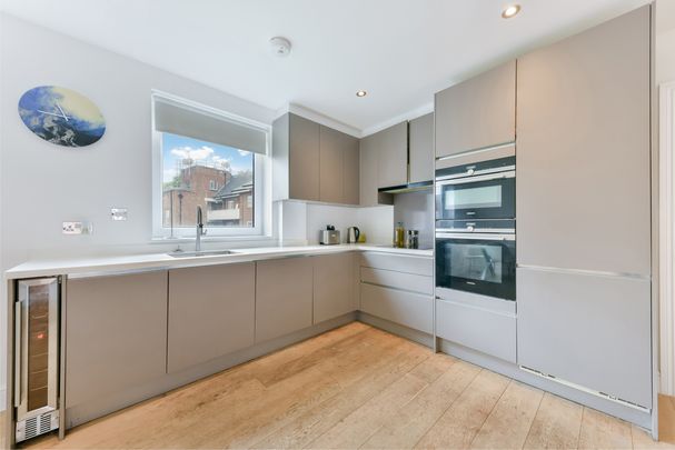 Triangle Place, SW4, London - Photo 1