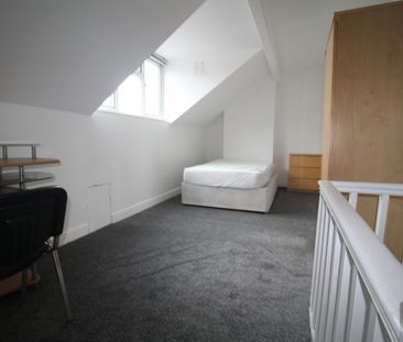 2 Bedroom Terraced House - Photo 1