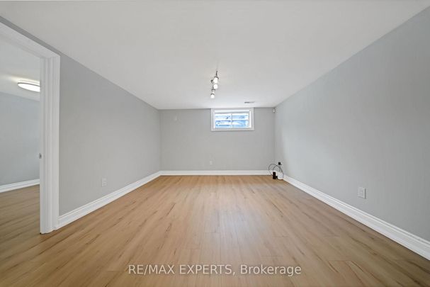 For Lease - 934 Beechwood Avenue Unit# Lower, Mississauga, Ontario - Photo 1