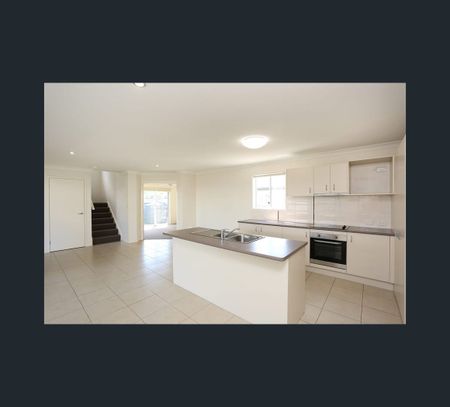 8 Pangali Circuit, Birtinya, Qld 4575 - Photo 5
