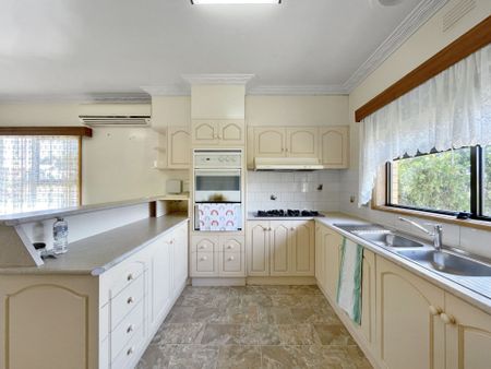 225 York Street, Ballarat East - Photo 3