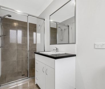 OPEN PLAN ROCKLEA STUDIO - Photo 4