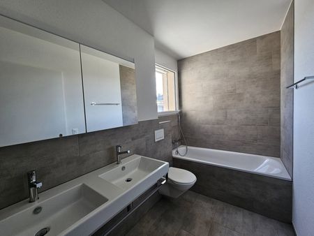 3.5 Zimmer, 86 m², 2. Stock - Photo 5
