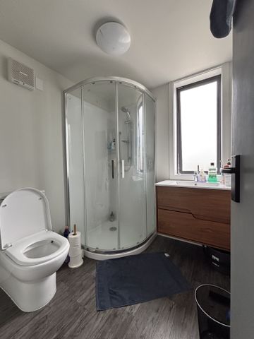 8/16 Cecil Place, Waltham - Photo 3