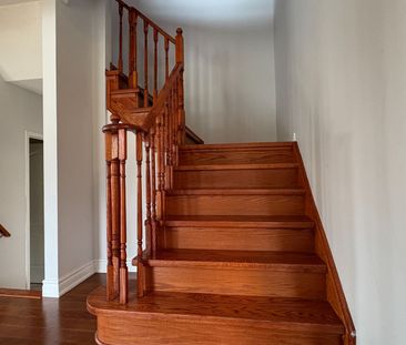For Lease - 90 Briarhall Crescent, Markham, Ontario - Photo 1