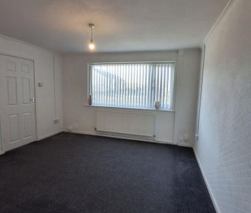 3 bedroom end of terrace house to rent - Photo 5