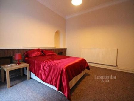 7 Double Bedroom on Devon Place, Newport - All Bills Included - Photo 3