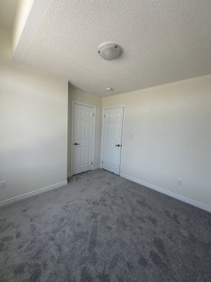 For Lease - 1174 Wilmington Avenue, Oshawa, Ontario - Photo 1