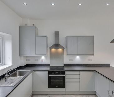 4 bedroom townhouse to rent - Photo 5
