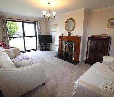 10 Blackthorn Road, Newtownabbey, BT37 0GH - Photo 4