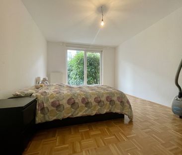 Große 2 Zi.- Gartengeschoss-Wohnung mit großer Terrasse und Privatg... - Photo 4