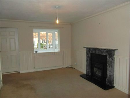 2 bedroom semi-detached house to rent - Photo 2