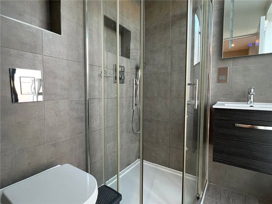 Bideford Avenue, Perivale, Greenford, UB6 8DF - Photo 1