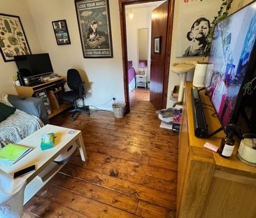 1 Bed Flat, Pratt Mews, NW1 - Photo 3