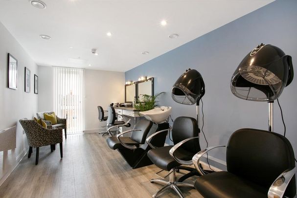 2 bedroom retirement property to rent - Photo 1