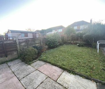 3 bedroom semi-detached house to rent - Photo 2