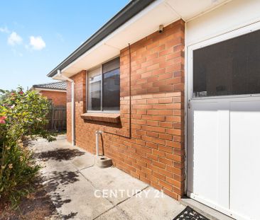 Neat & Tidy Unit! - Photo 6