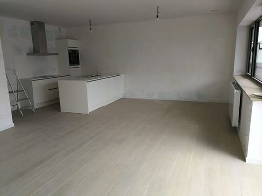 Appartement te huur - Photo 1