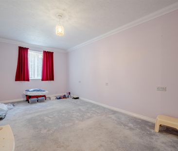 Catherine Lodge, Worthing - Photo 3