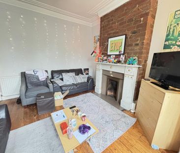 4 bedroom house to rent - Photo 1