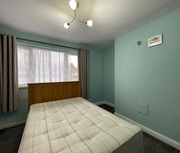 3 bedroom semi-detached house to rent - Photo 6