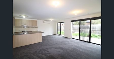 Fabulous Family Living! Open for Inspection this Saturday at 10am - 10:15am! - Photo 2