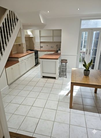 2 Bed Semi-Detached House, Hilton Villas, SE26 - Photo 5