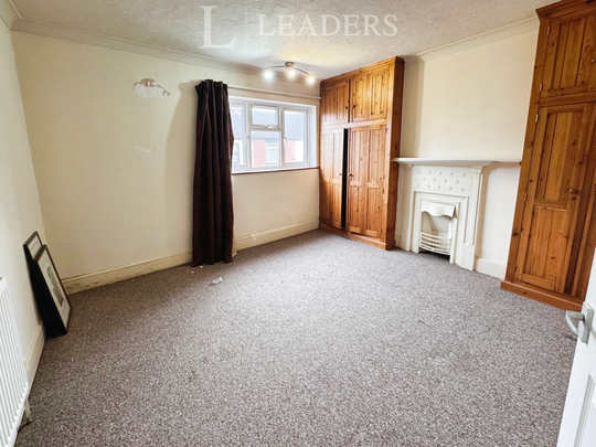 3 bedroom house to rent Worthing Road, Lowestoft, NR32 - Photo 1