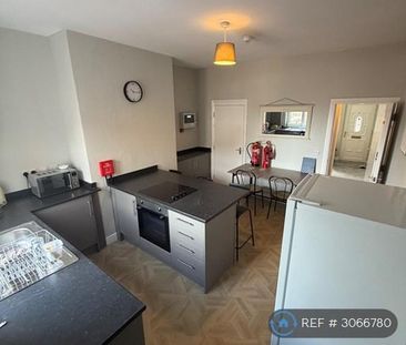 3 bedroom terraced house to rent - Photo 6
