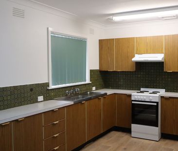 Quiet Closed Street Location - Photo 5