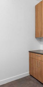 ✨ 1 ½ / 2 ½ – SEMI-MEUBLÉ – INTERNET INCLUS ✨ ✨ RABAIS EXCEPTIONNEL : 250 $ ! - Photo 4