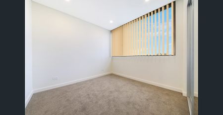 Watch the NYE fireworks from the shared rooftop, with storage cage - Photo 3