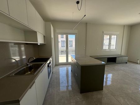 Διαμέρισμα για ενοικίαση - Κέντρο - Λιμάνι, - Photo 4