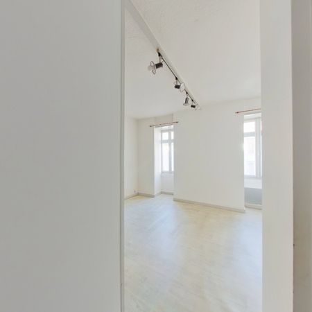 Location Appartement 2 pièces 45m² CHAUVIGNY 86300 - Photo 4