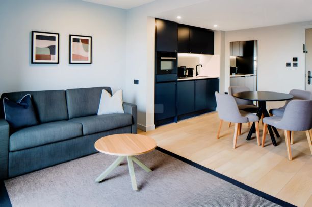 Grand One Bedroom - Photo 1