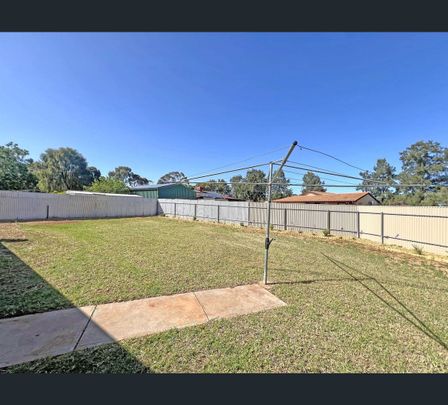 18 McEvoy Dr, Salisbury East, SA 5109 - Photo 1