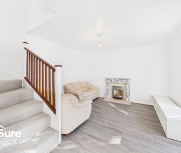 2 bedroom end of terrace house to rent - Photo 3