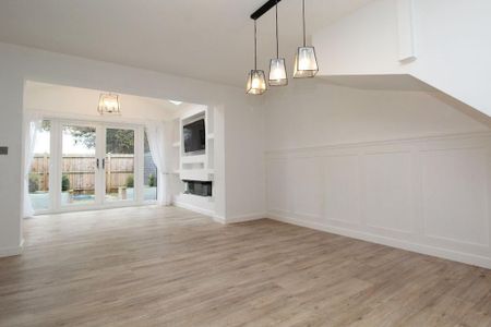 3 bedroom terraced house to rent - Photo 2