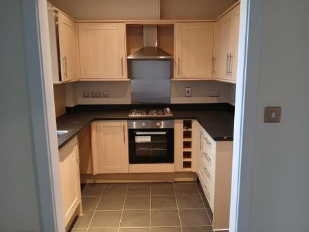 2 bedroom flat to rent - Photo 5